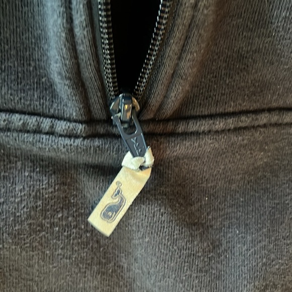 Vineyard Vines 1/4 zip sweatshirt - Picture 4 of 9